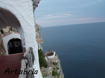 110.- Cova d´en Xoroi
