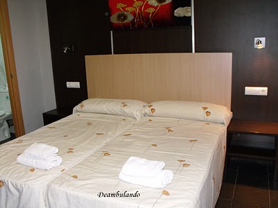 125.- Hostal Monet - Sevilla