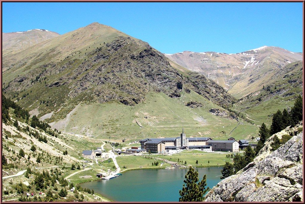 Santuario Nuestra Señora de Nuria y Ermita de San Gil,Gerona,Cataluña,España